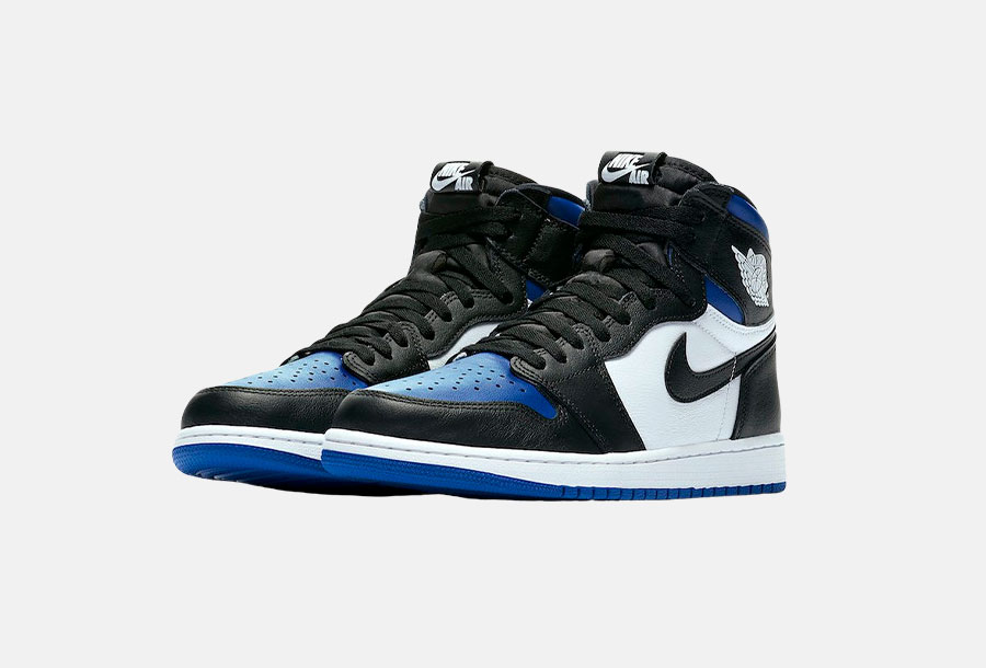 air-jordan-1-retro-high-black-game-royal_gallery_01