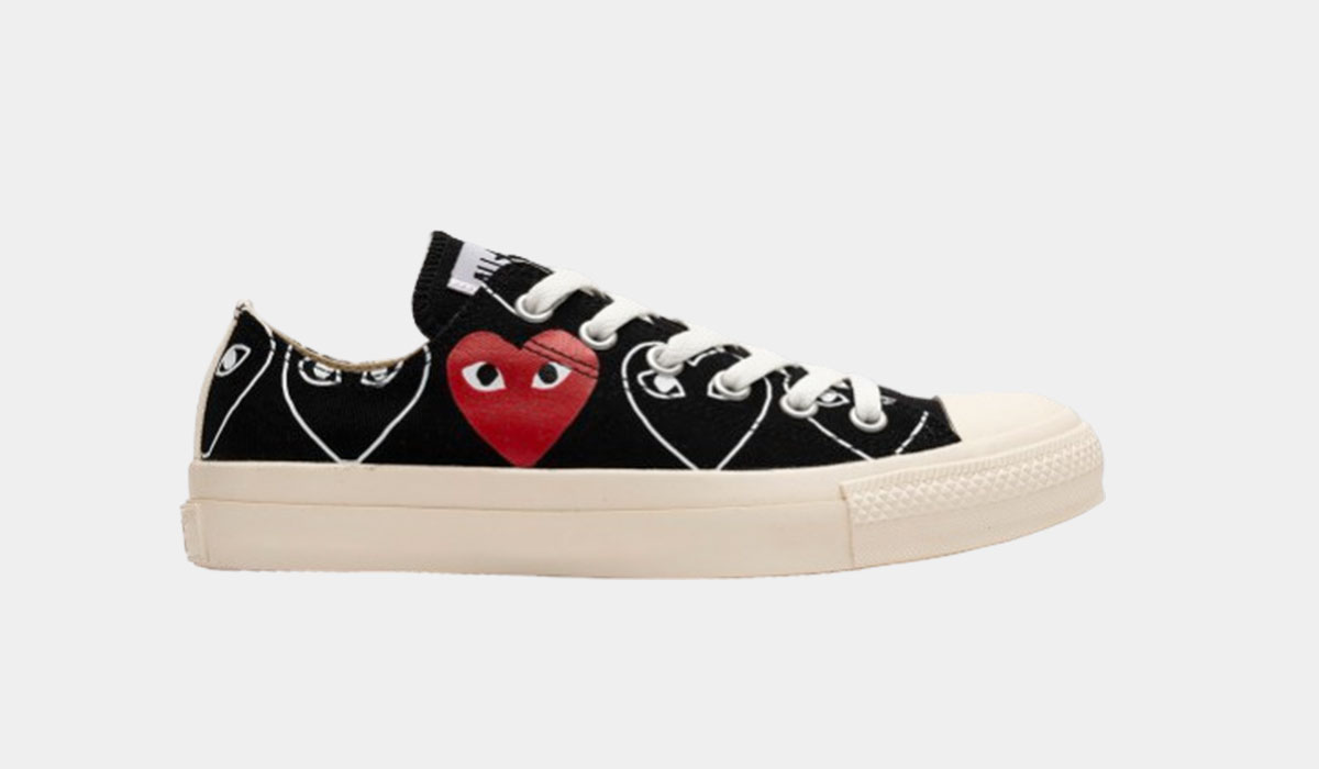 play-on-singles-day-with-comme-des-garcons-x-converse_all-over-print-black-low