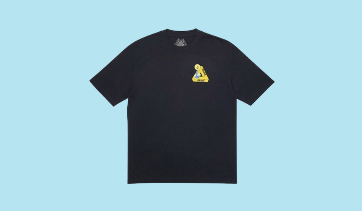 best-streetwear-to-buy-for-the-holidays-2020_palace-tri-smiler-t-shit-black