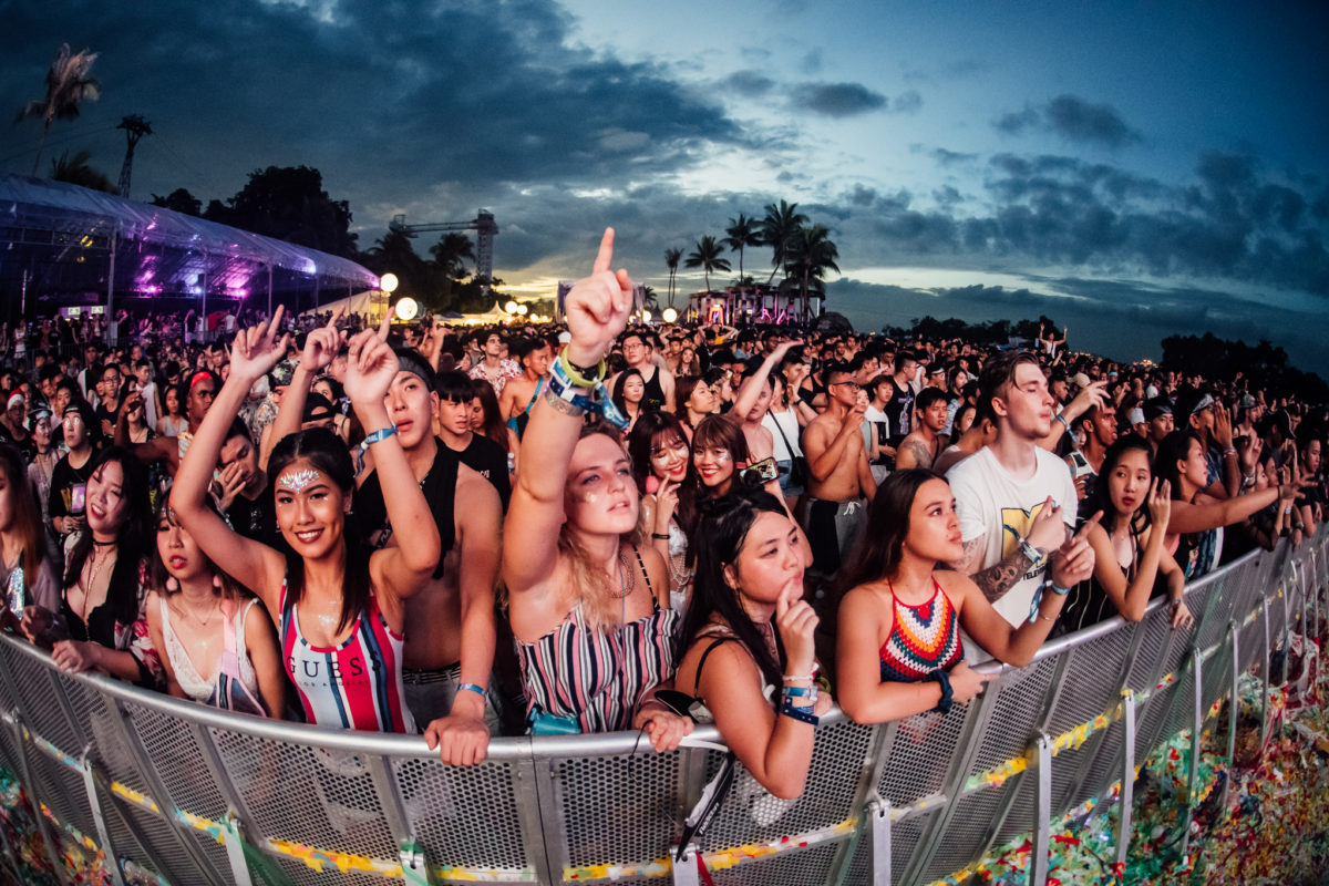 09 ZoukOut2018 Crowd (Credit - Zouk Singapore)