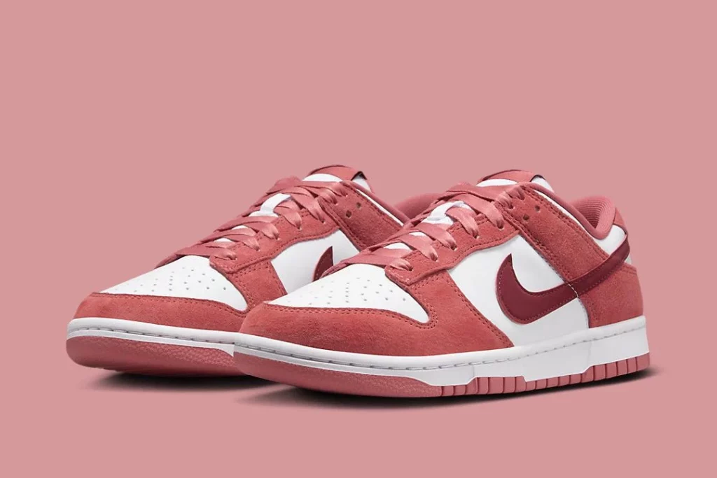 Nike Dunk Low WMNS “Valentine’s Day”