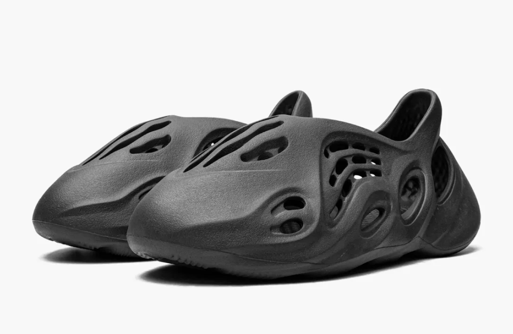 adidas Yeezy Foam Runner “Onyx”