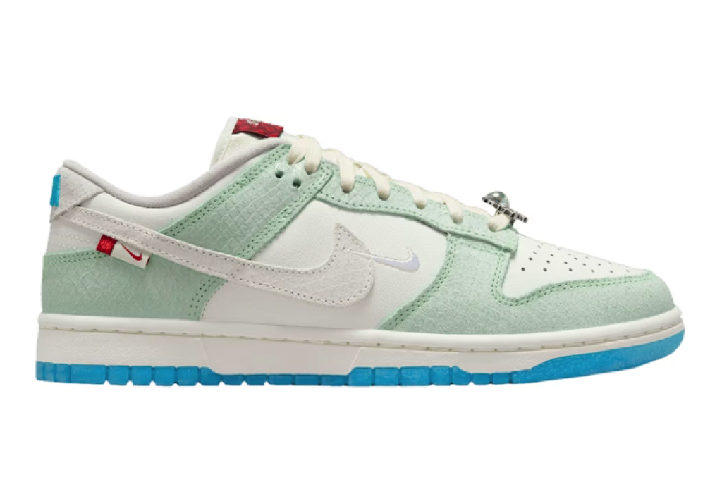 Nike Dunk Low LX 'Year of the Dragon' FZ5065‑111