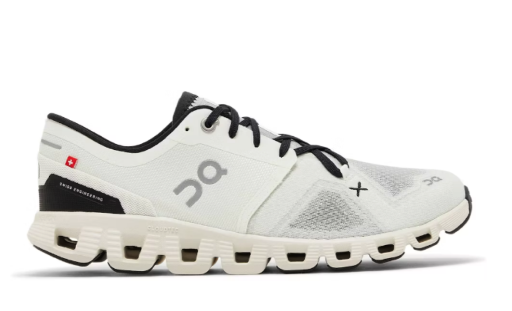(Women) On Running Cloud X 3 White Black 60‑98697