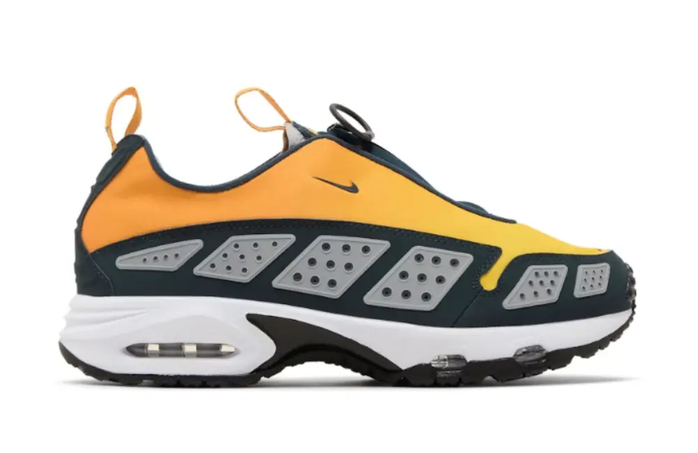 (W) Nike Air Sunder Max 'Canyon Gold'