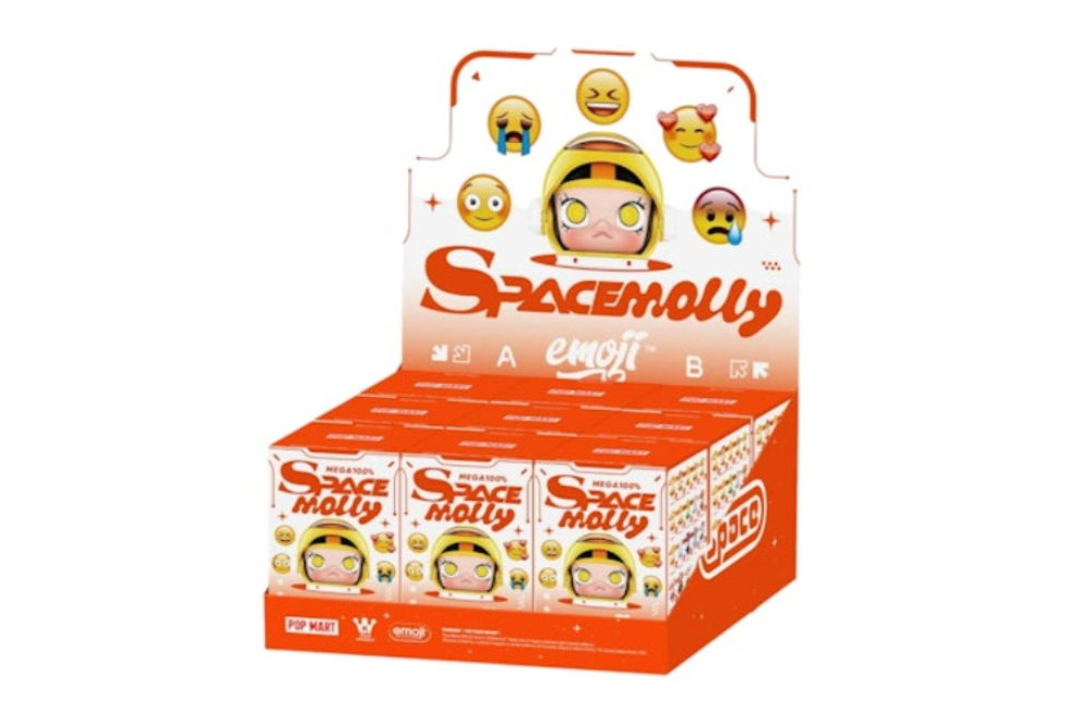 Pop Mart Mega Space Molly x emoji Series 100% Sealed Case (9 Blind Box)
